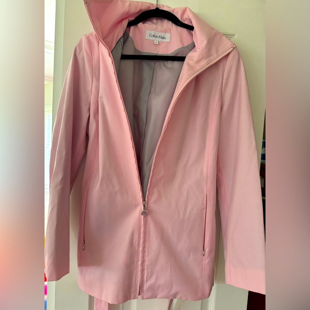 Cute Like new. Worn once. CALVIN KLEIN pastel pink size M jacket